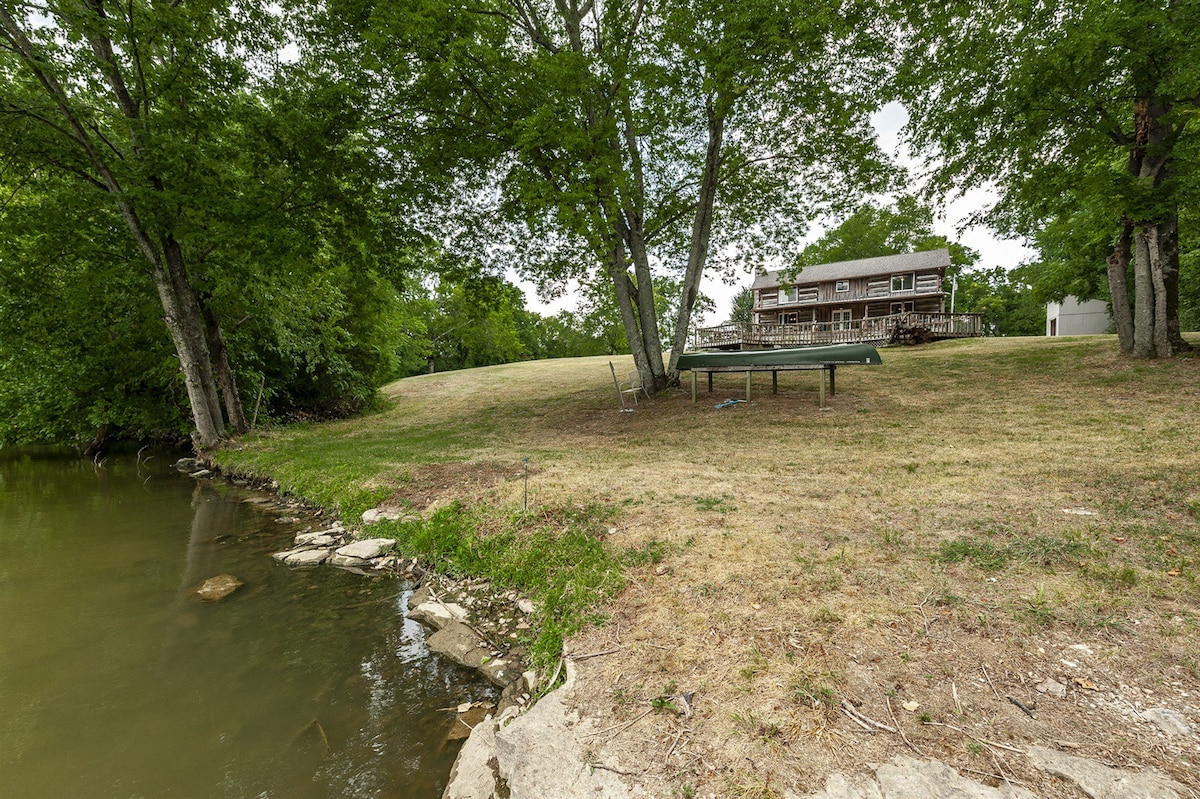 Lake Cabin |30 miles from Nashville