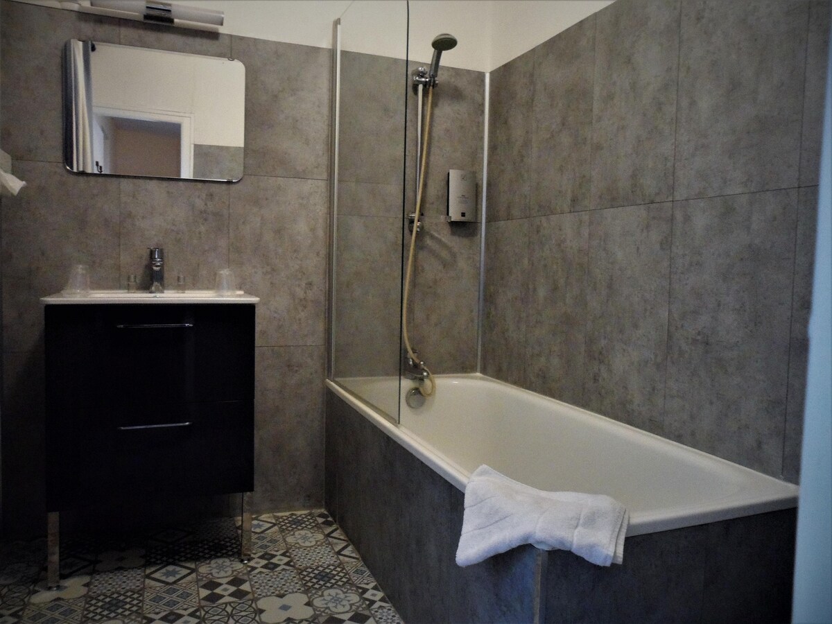 Double room-Ensuite with Bath