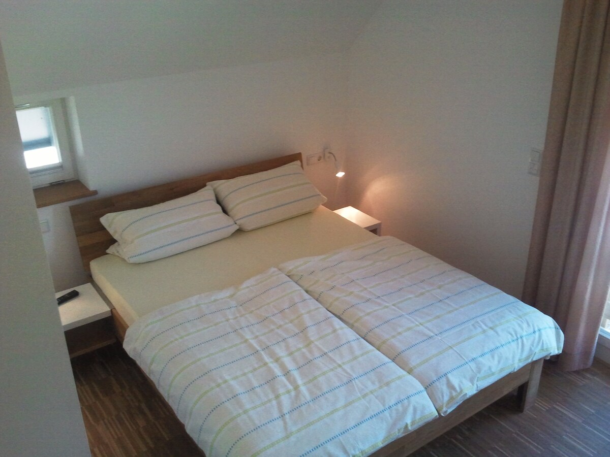 Double room-Ensuite with Shower-Balcony-mit Bergbl