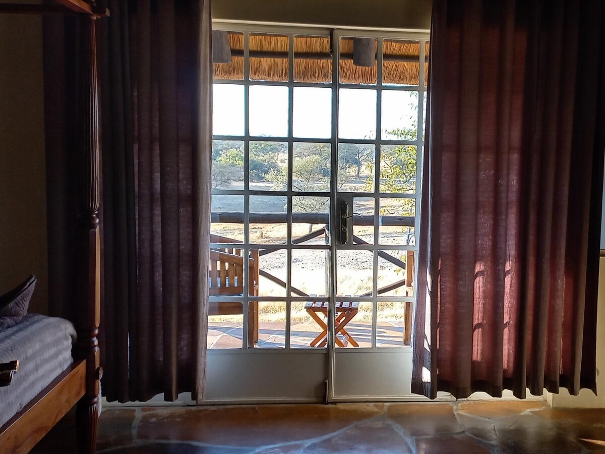 Roidina Safari Lodge- Room 1- Suite with Balcony