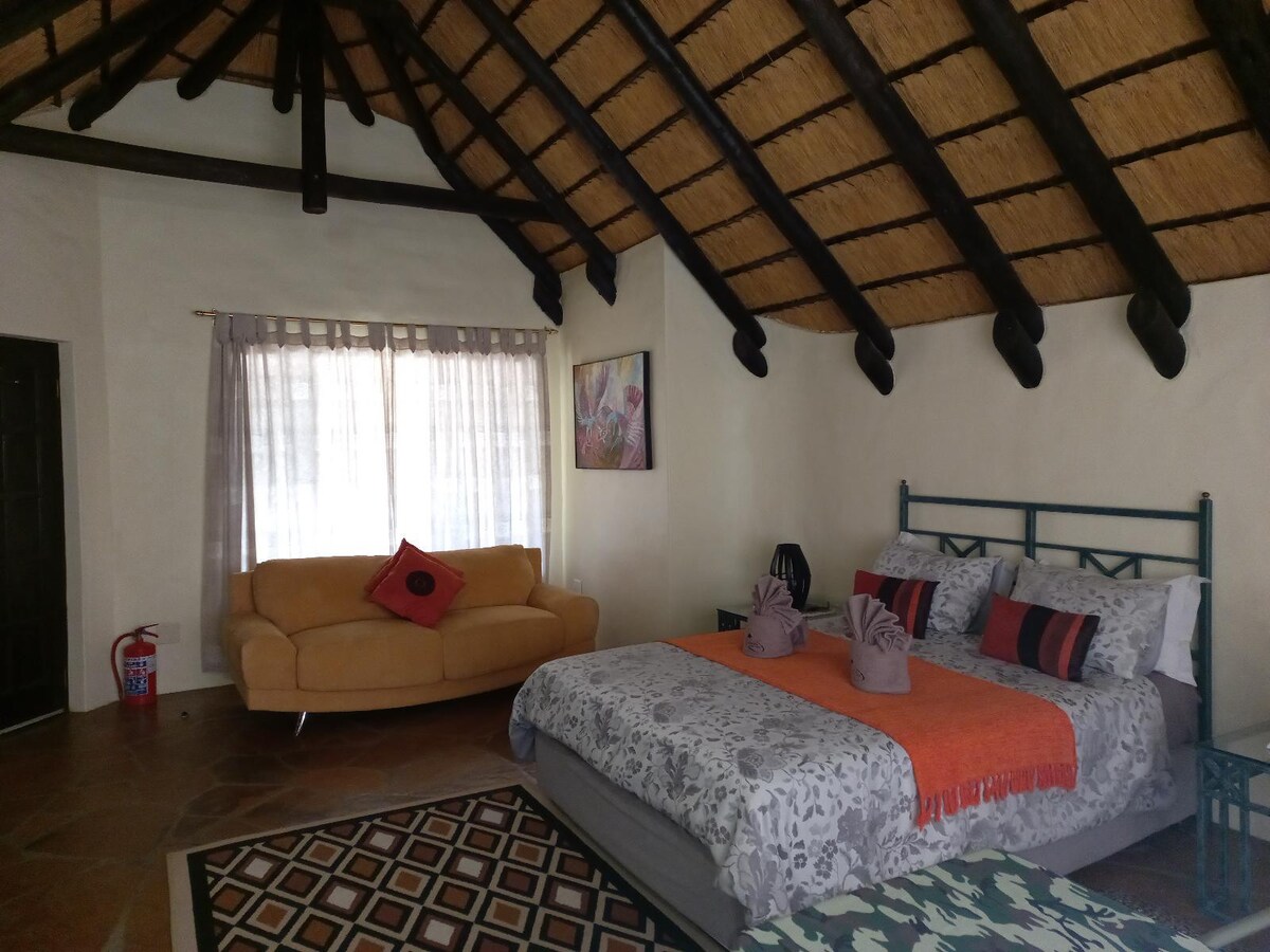Roidina Safari Lodge- Room 5 Double bed Bungalow