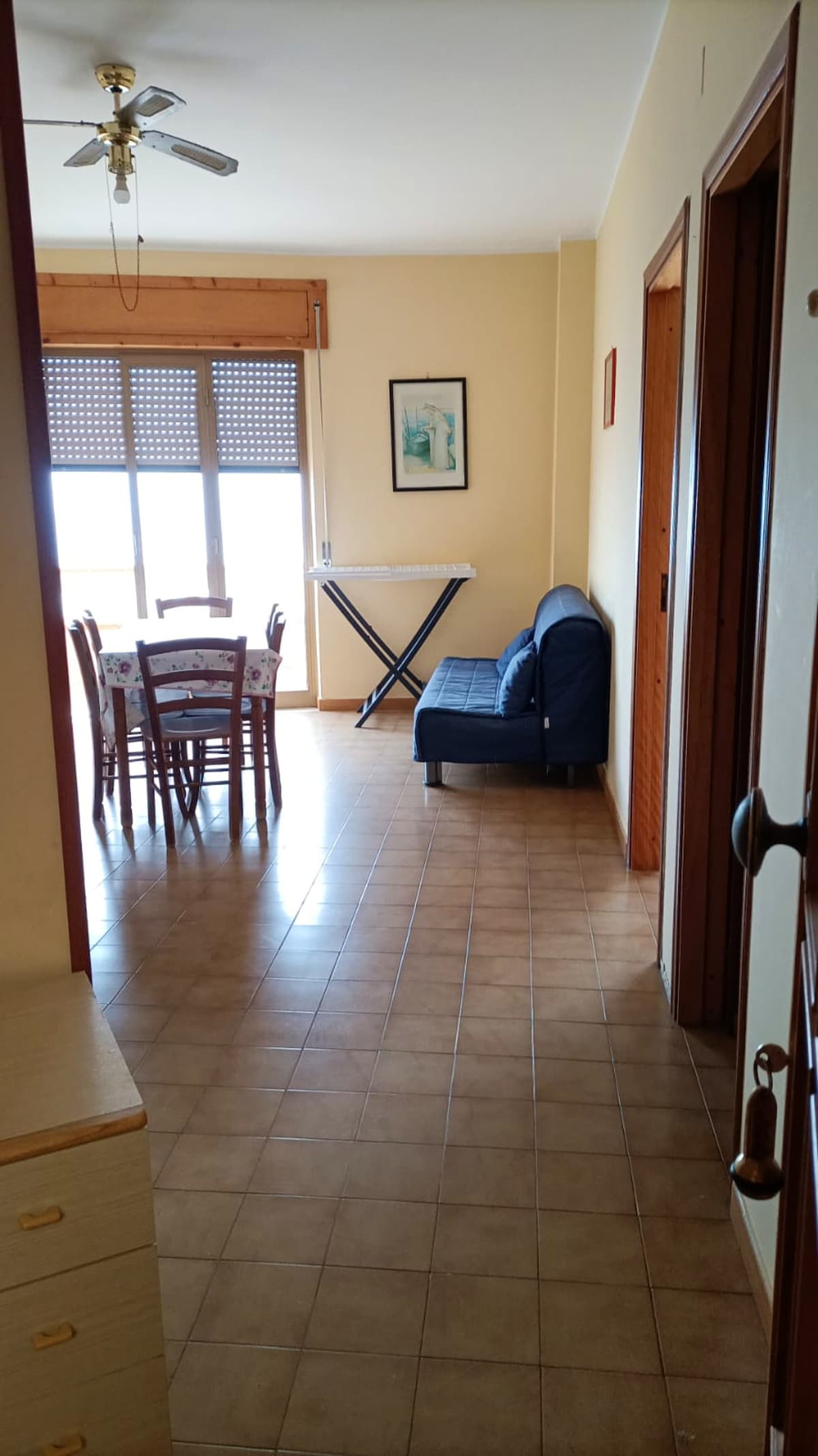10 m away from the beach! Apartement for 6 ppl.