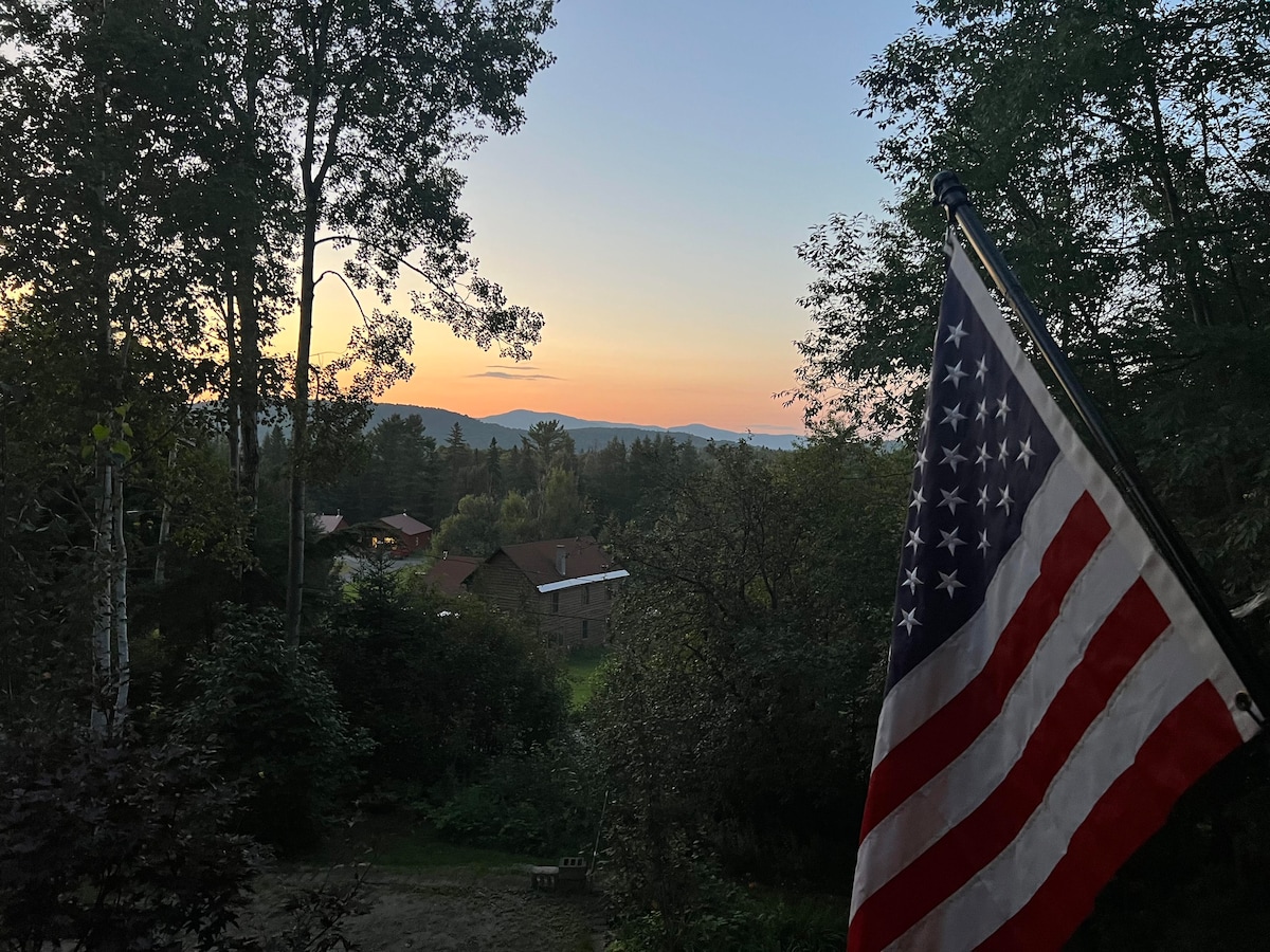 Crows Nest Cabin -Mountain View - Hot Tub & Sauna