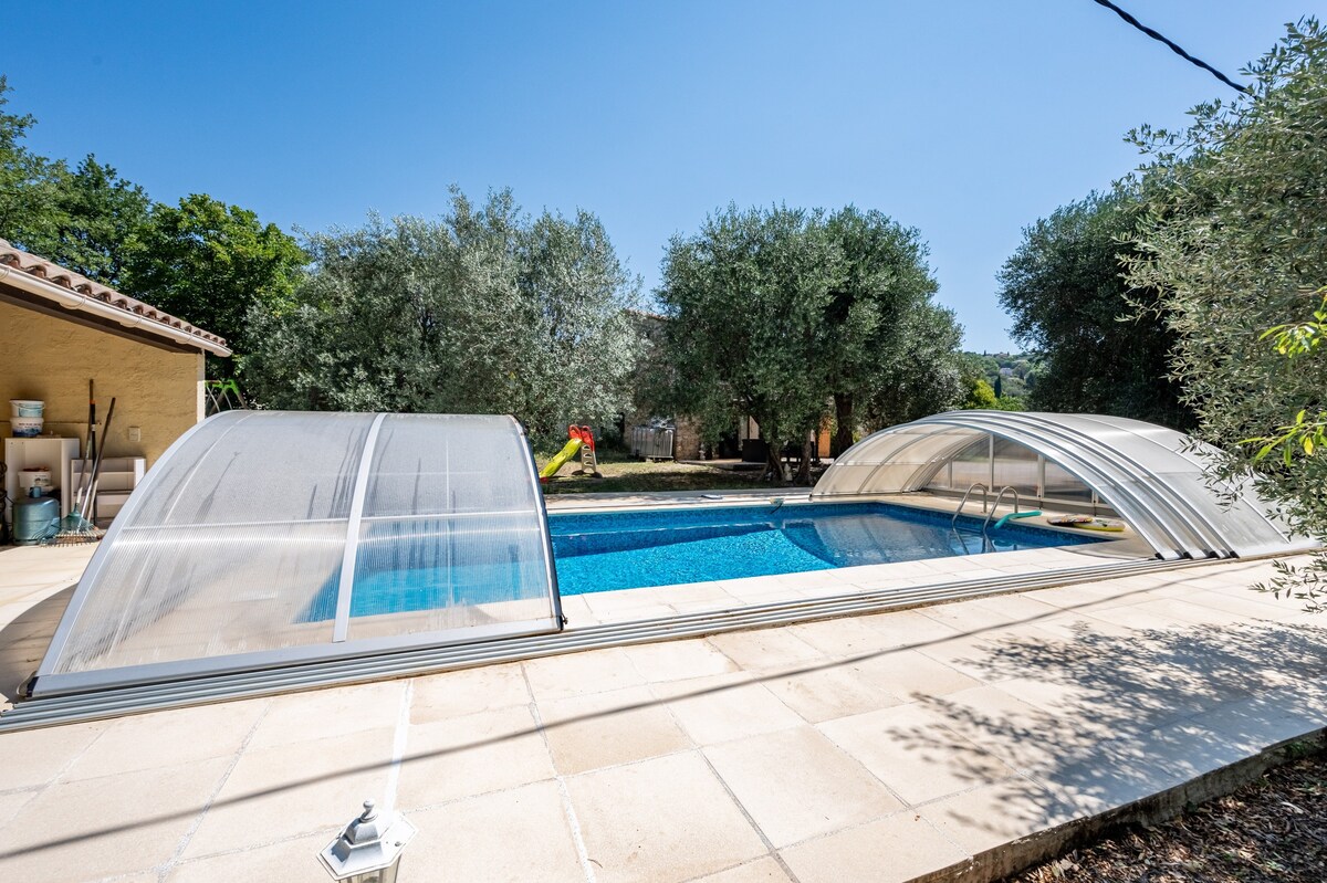 Villa for 8 ppl. with swimming-pool at Fayence