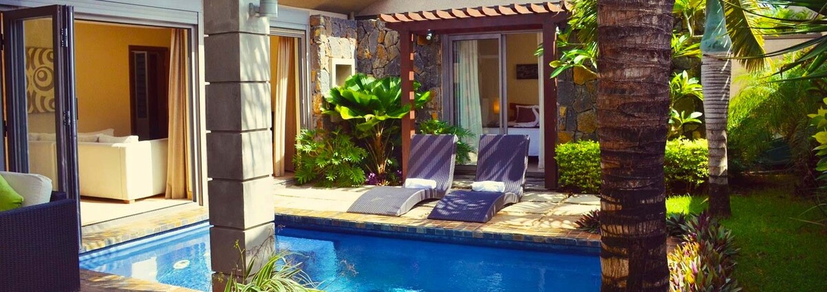 Villa 1 km away from the beach with swimming-pool