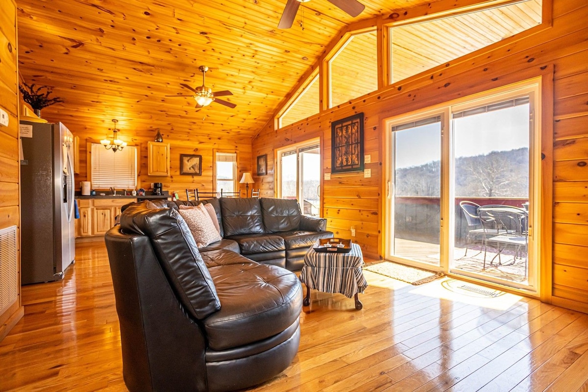 Cozy, Romantic Waterfront Home on New River 1BS2 -