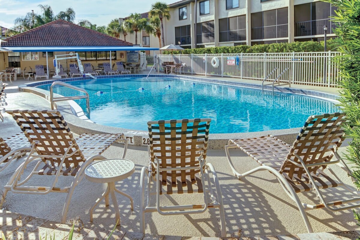 Wyndham Orlando International  | 2BR/2BA King