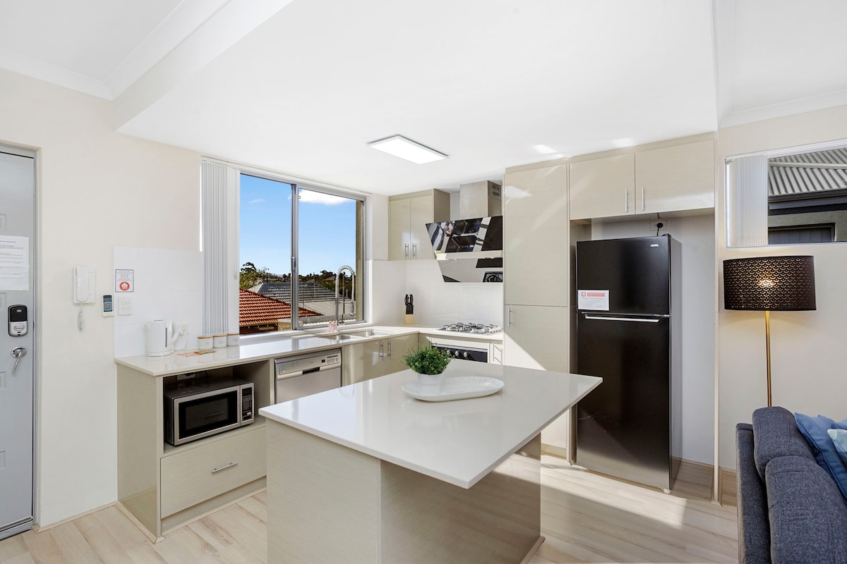 134 North Perth Nest ，可停放4个以上的停车位