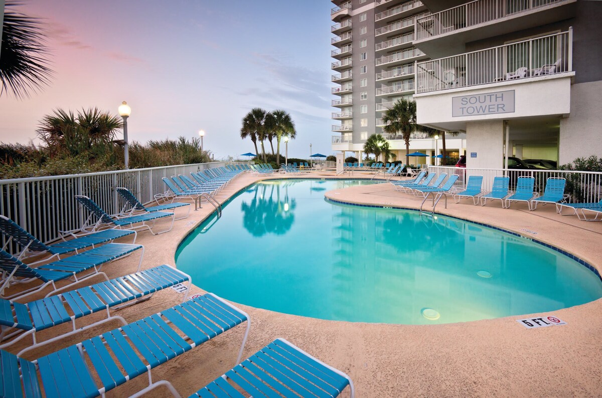 Coastal Escape: 2BR King Suite @ Wyndham Seawatch