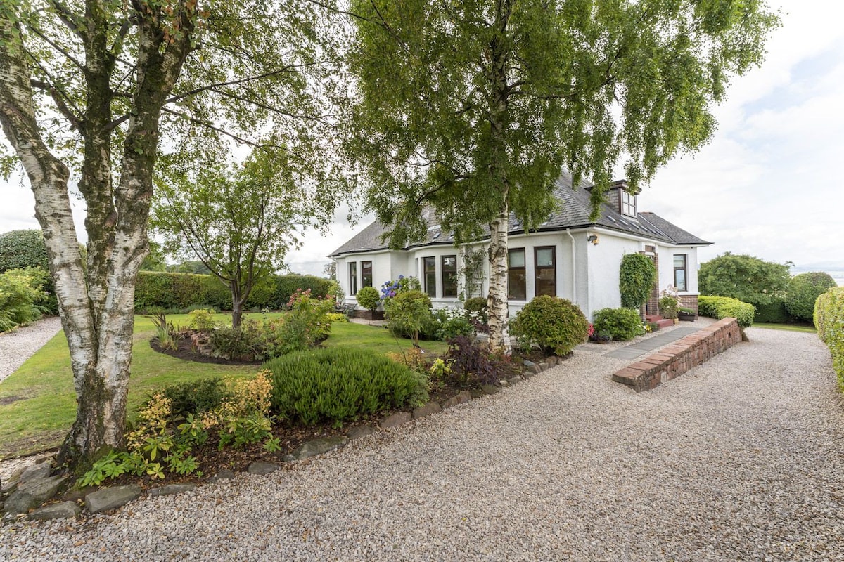St Michael's: 5 bed house with views to mountains