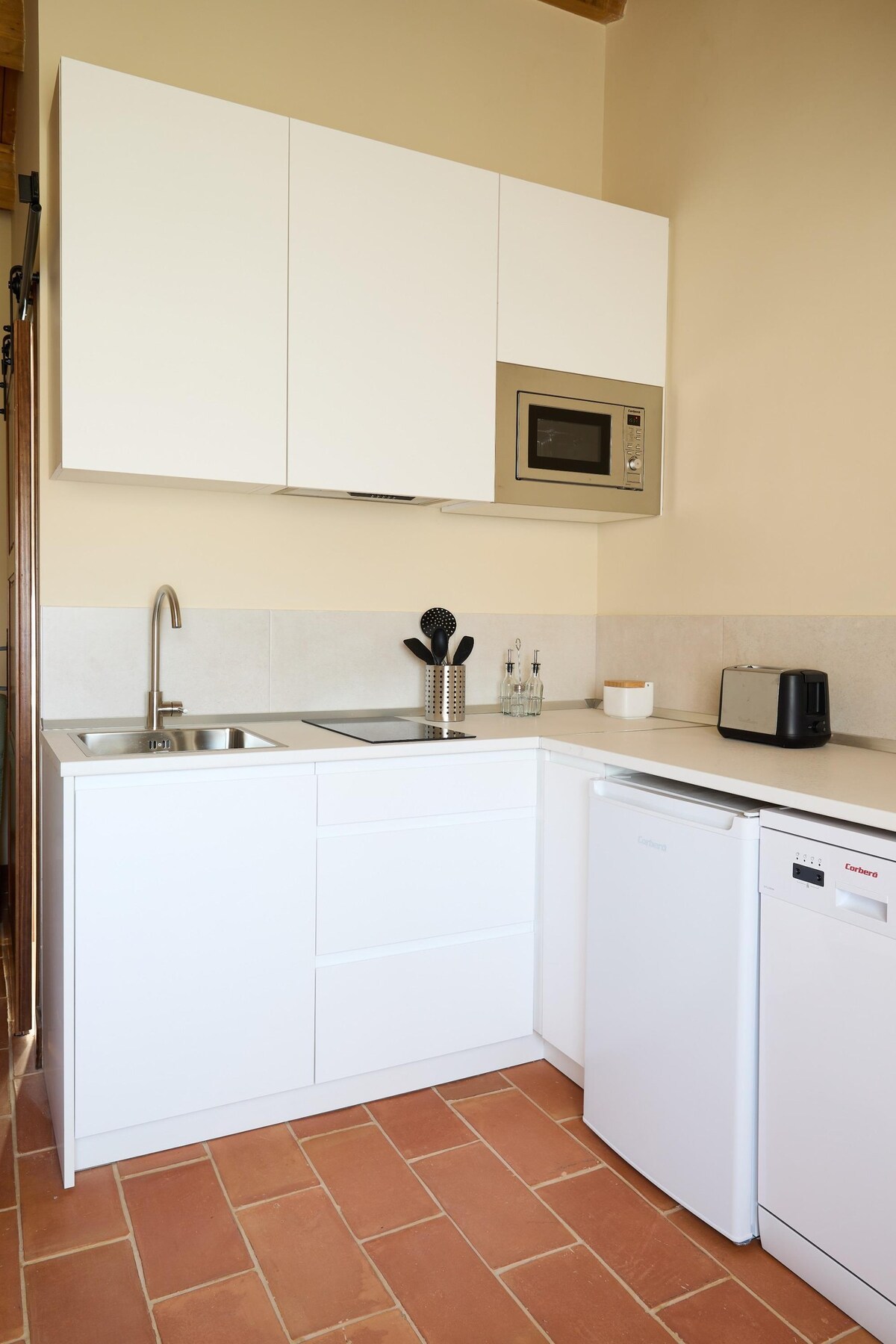 Single petit Apartment "Plaza del Convento"