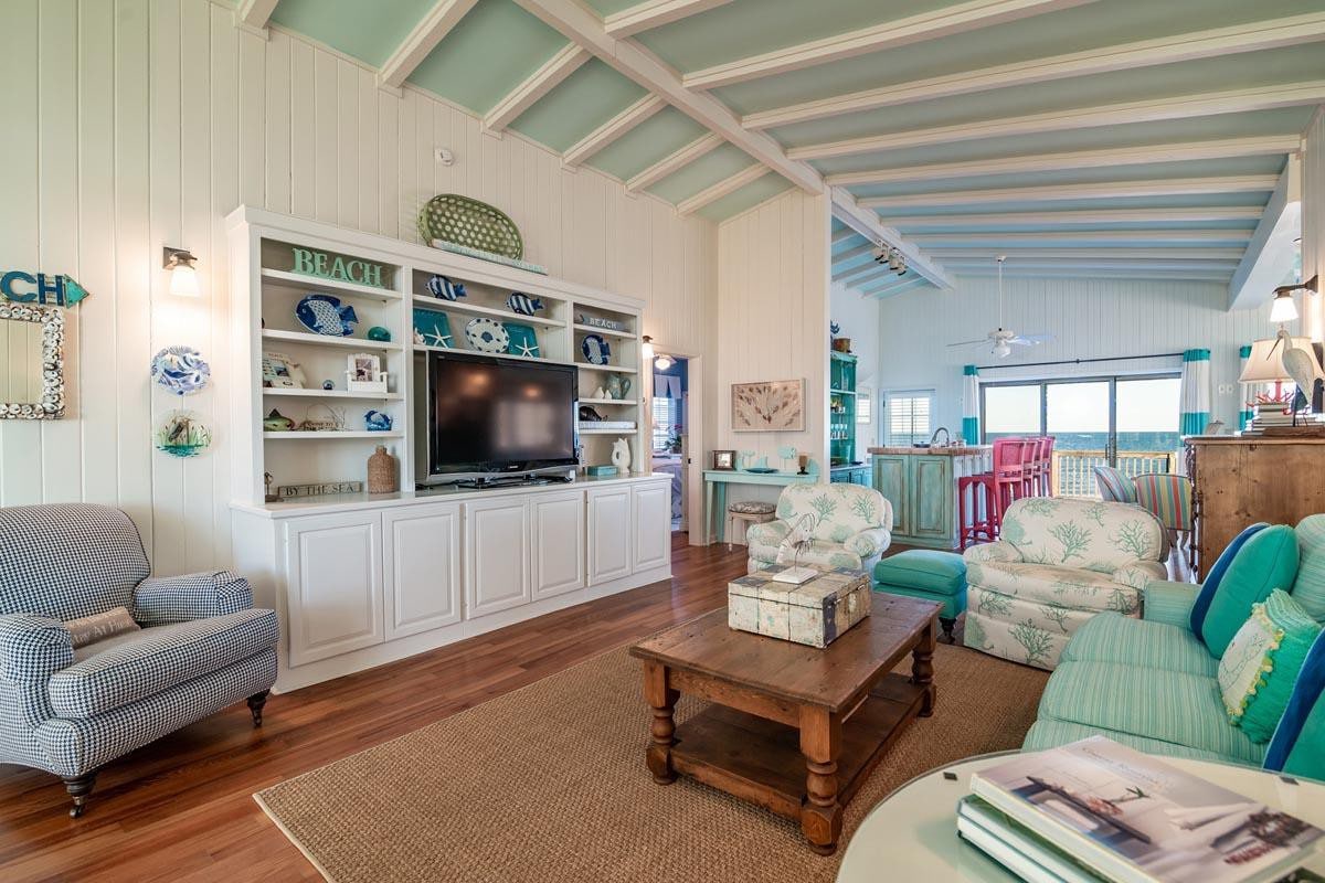 Coastal Splendor Done Diggin An Oceanfront Oasis w