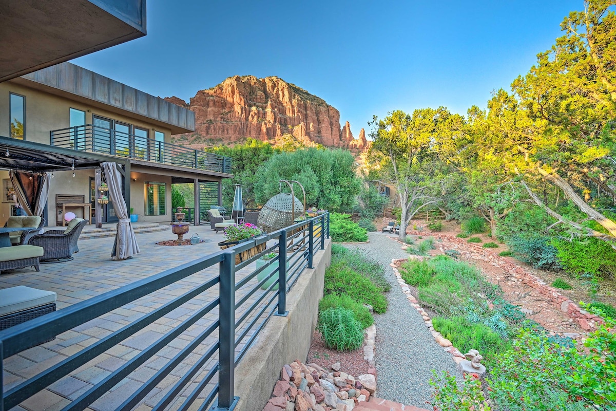 Stunning Sedona Home w/ Red Rock Views & Fire Pit!