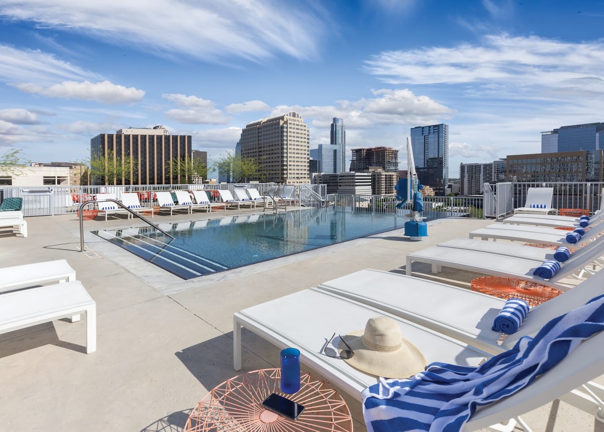 Wyndham Austin Resort | 2BR/2BA Balcony King Suite