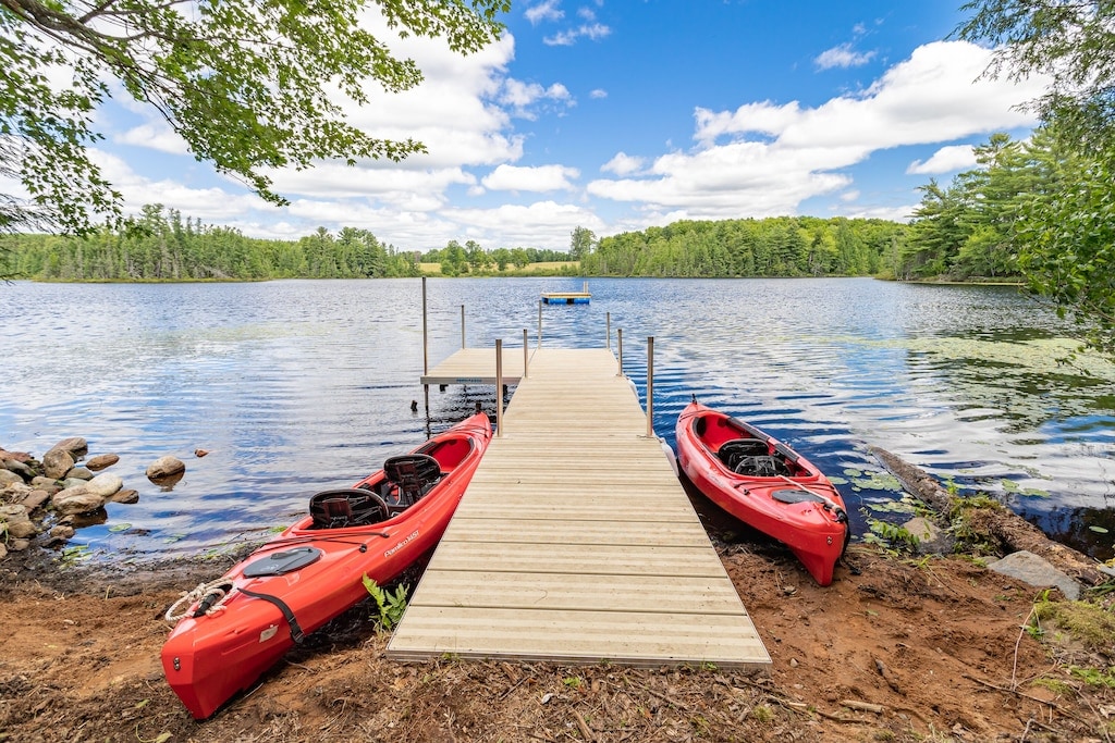 Northwoods Retreat @ Copper Lake -距离房源仅几分钟路程