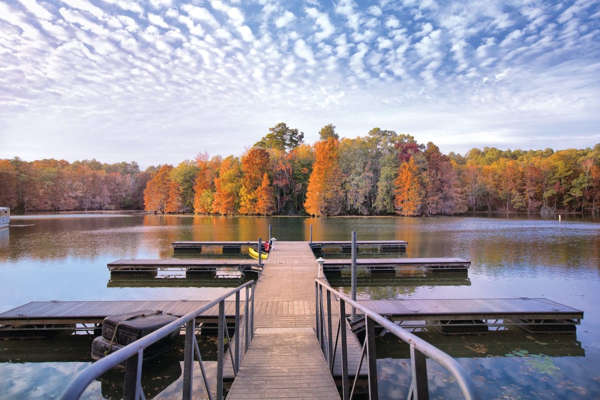 Lakeside Bliss: 3BR Suite at Wyndham Lake Marion