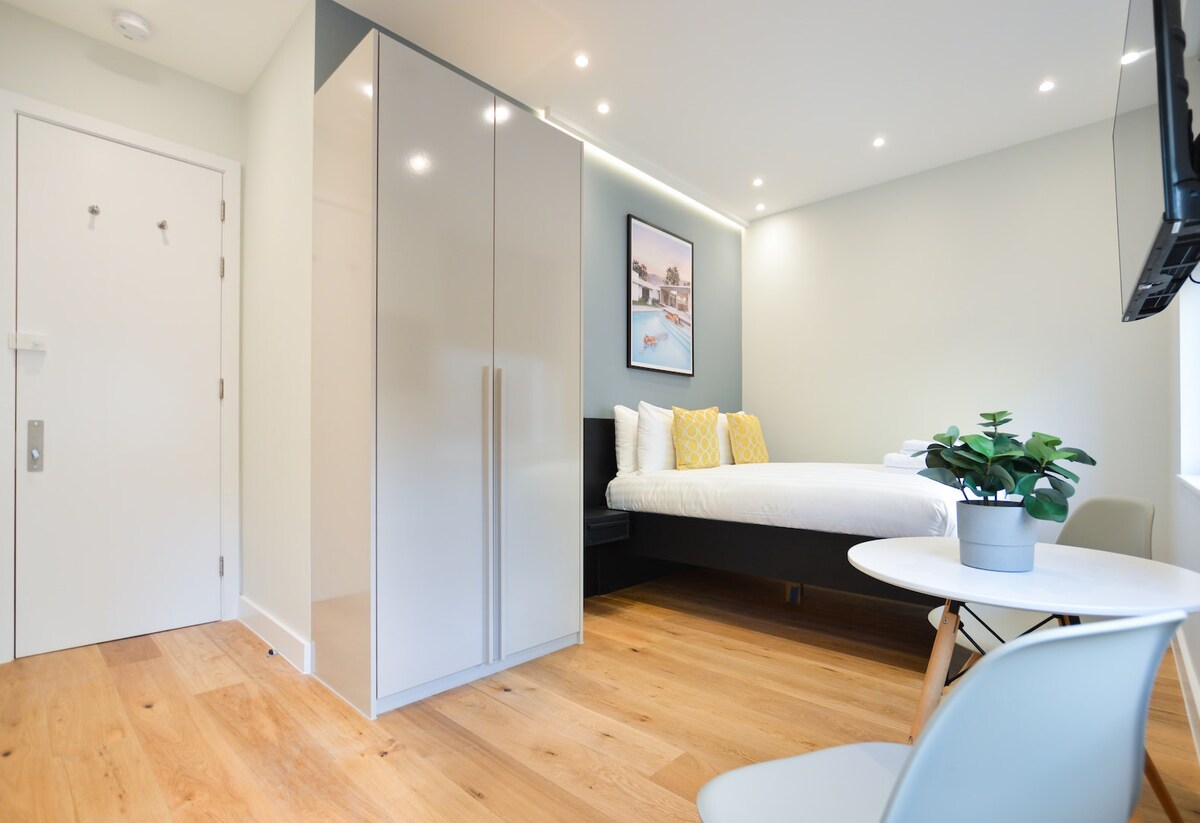 Spacious Studio: Heart of Fitzrovia