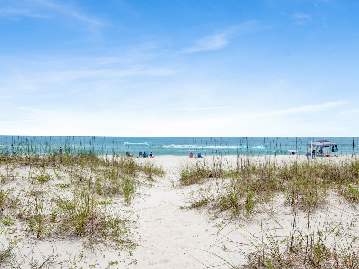 Summer Breeze | Gulf Views, Beach Home, Views!