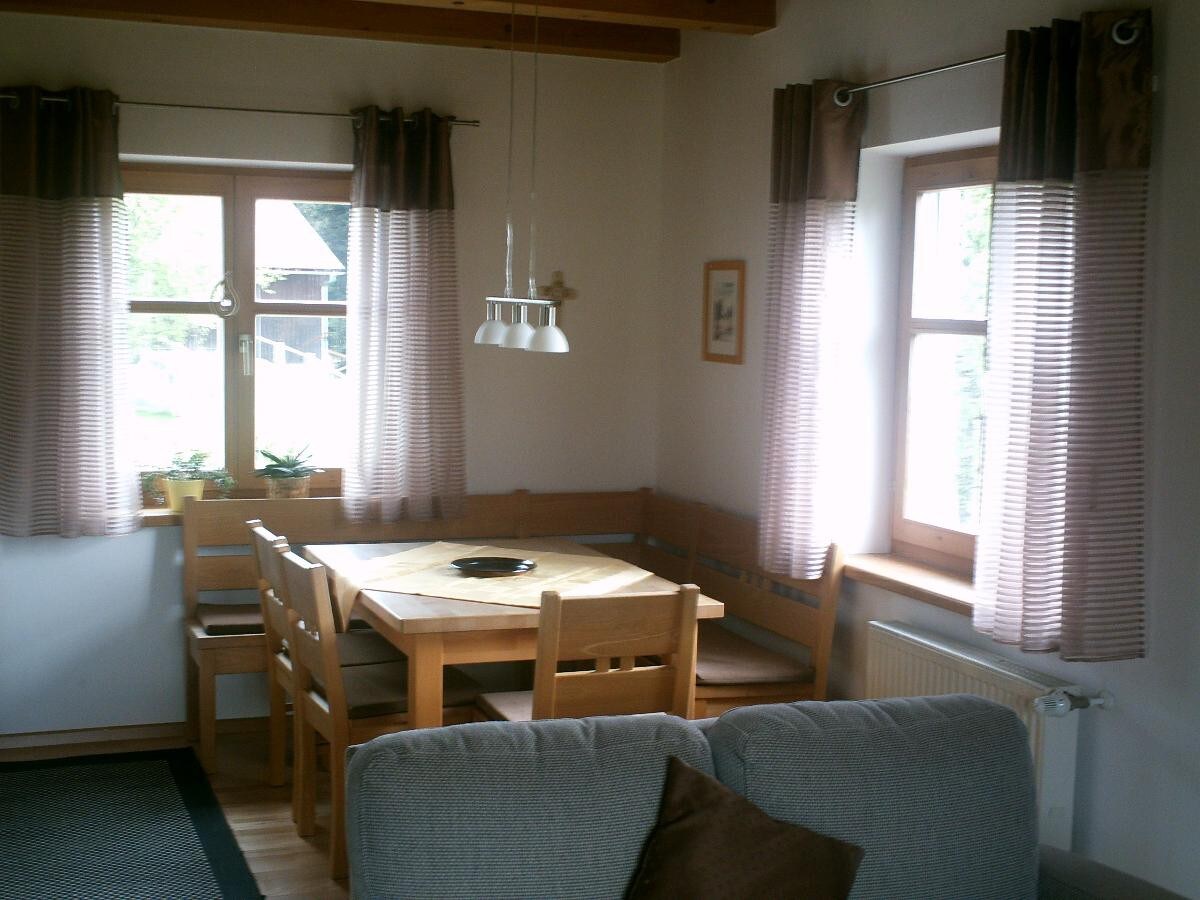 Ferienwohnung Fam. Köck带露台（ Köck公寓家庭Köck ）