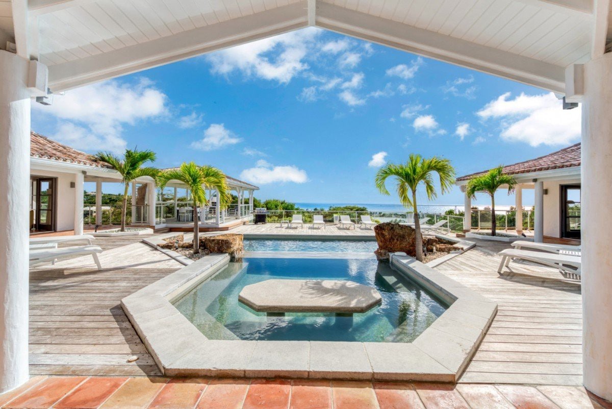 Five bedroom villa with beautiful ocean view