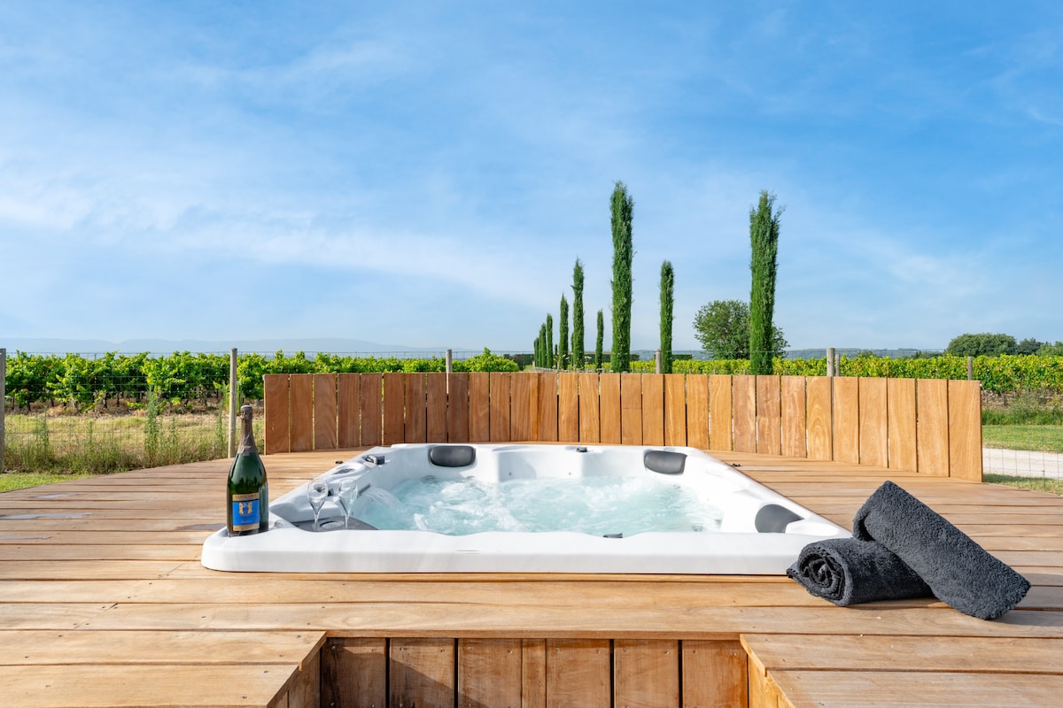 BERSY Luxury Properties ® LUXE 360 °景观泳池和水疗