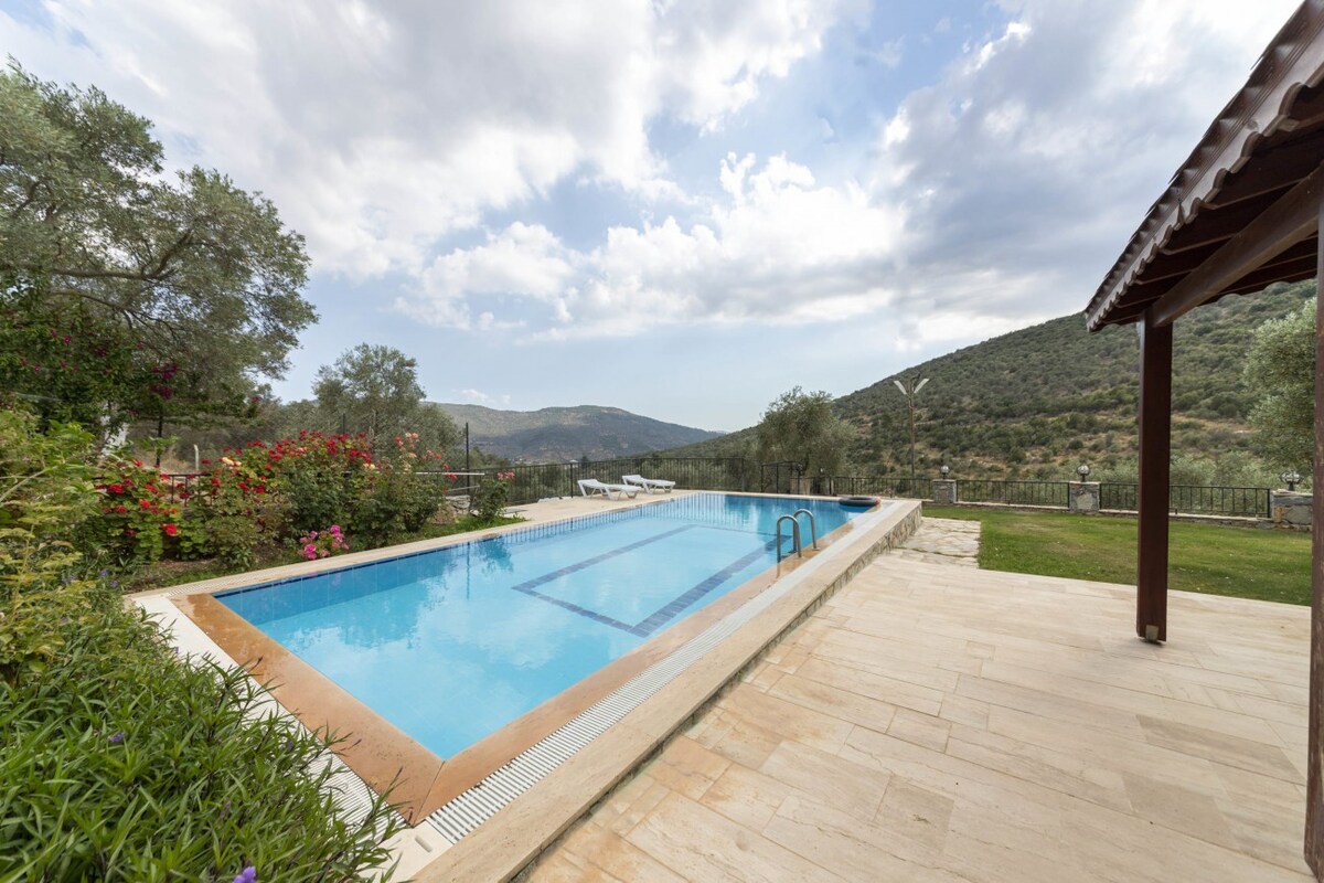 Refreshing Villa near Milas-Bodrum Airport