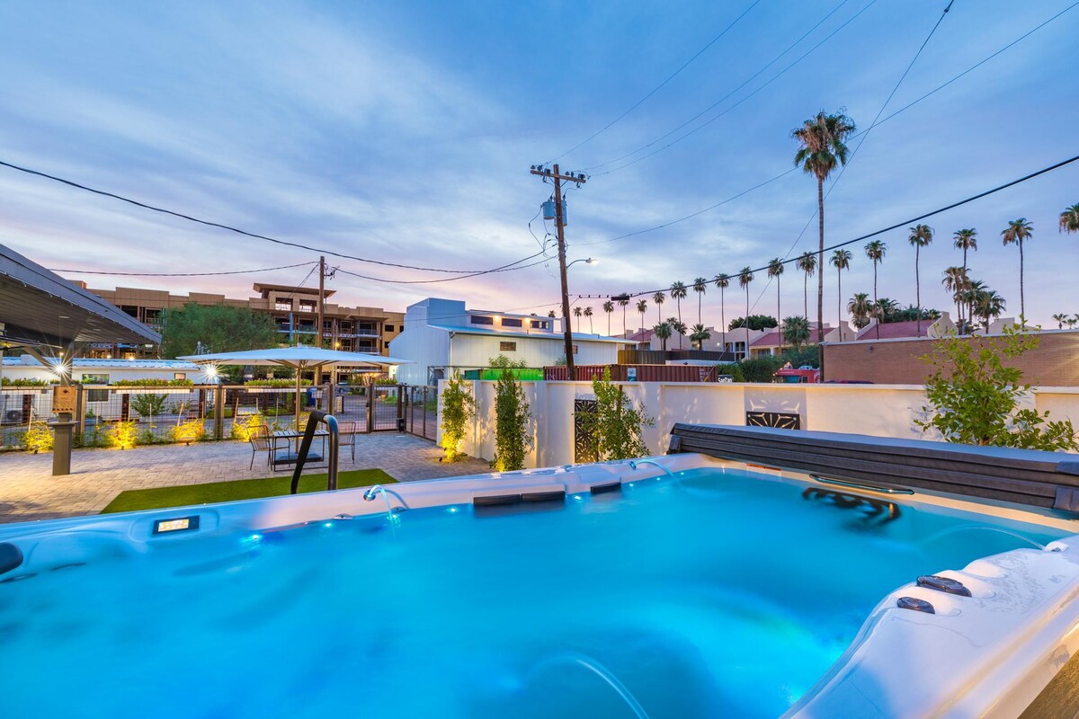 Your downtown Chandler oasis with pool awaits!