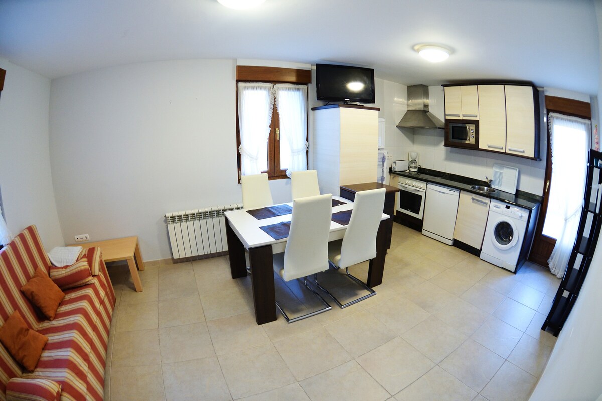 Appartement for 4 ppl. with swimming-pool at Mogro
