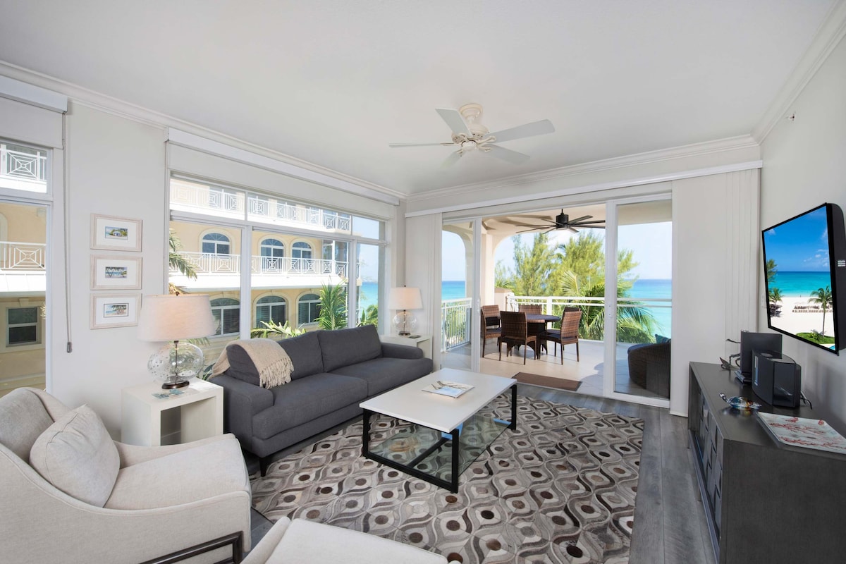 Beachcomber 18 by Grand Cayman Villas