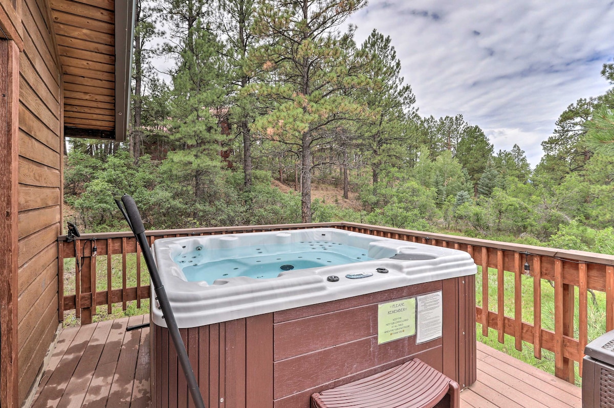 Luxe Pagosa Springs Cabin w/ Sauna & Hot Tub!