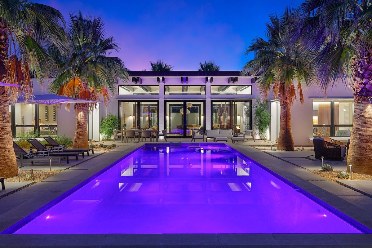 「Modern Mesa」Private1/2 Acre Palm Springs Estate