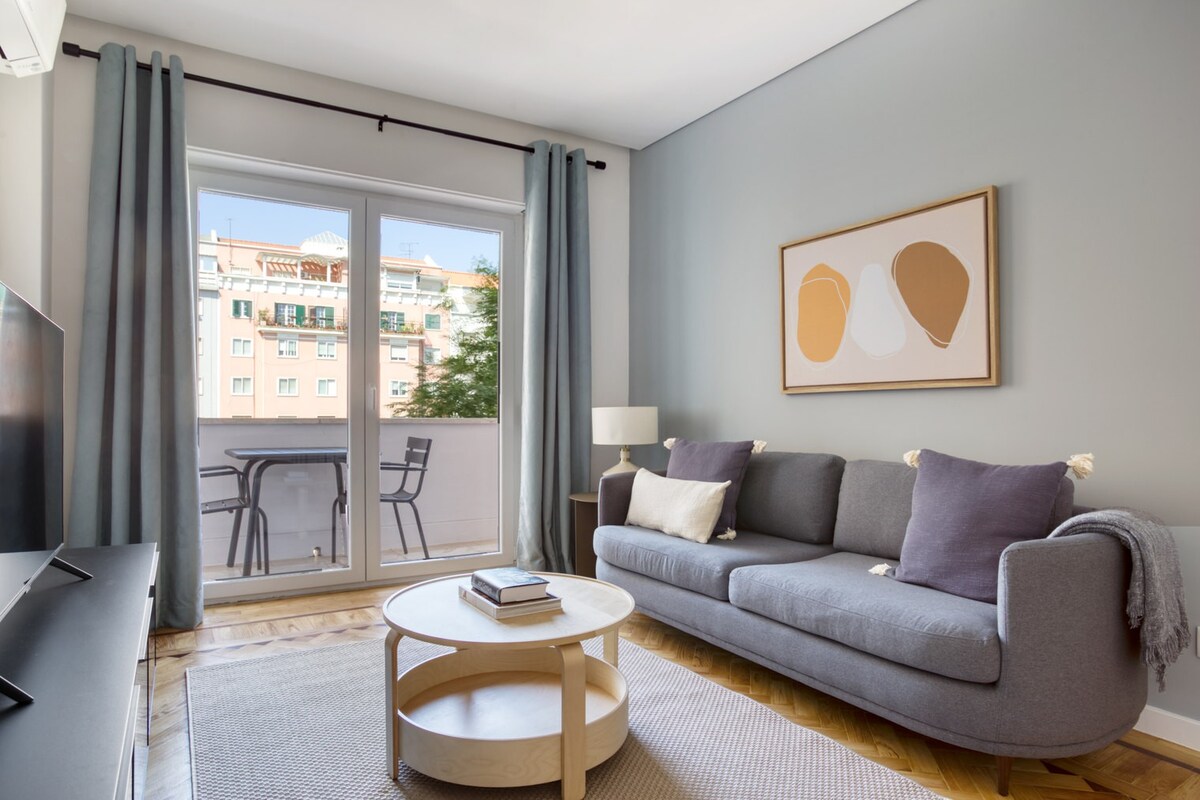 罗马大道（ Avenida de Roma ）全新3卧室公寓