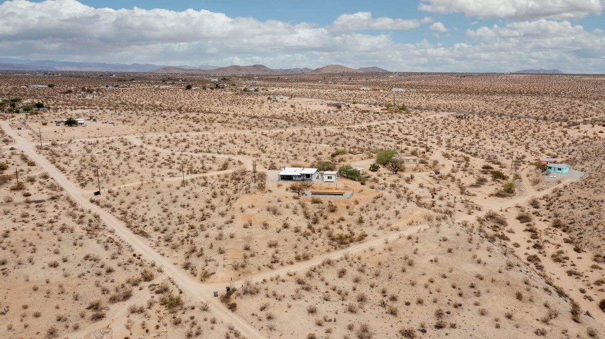 Joshua Tree Pool & Spa House - Zephyr's Alcove