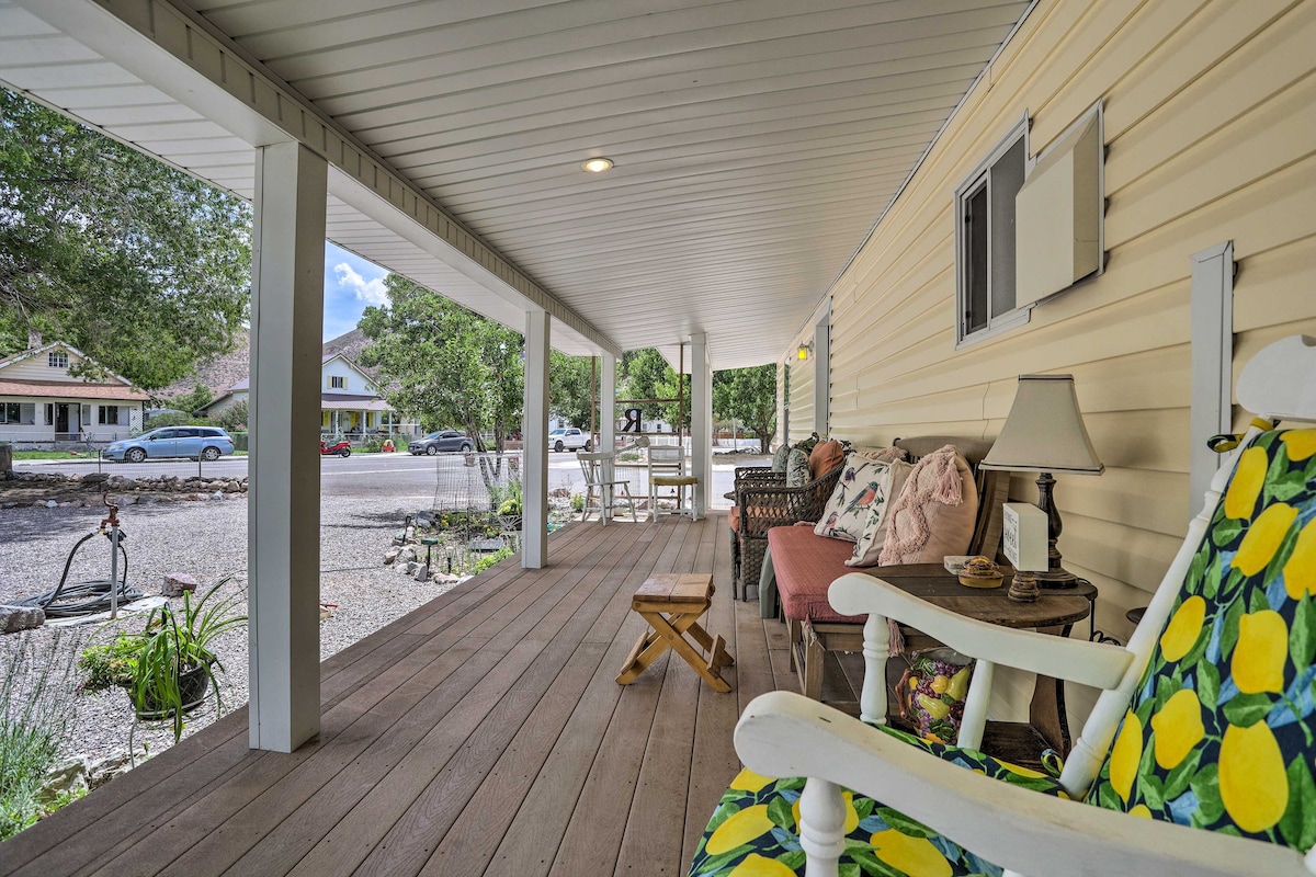 Outdoorsy Caliente Retreat w/ Screened Porch