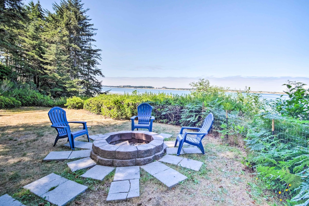 Enchanting Coos Bay Sanctuary w/ Lush Views!