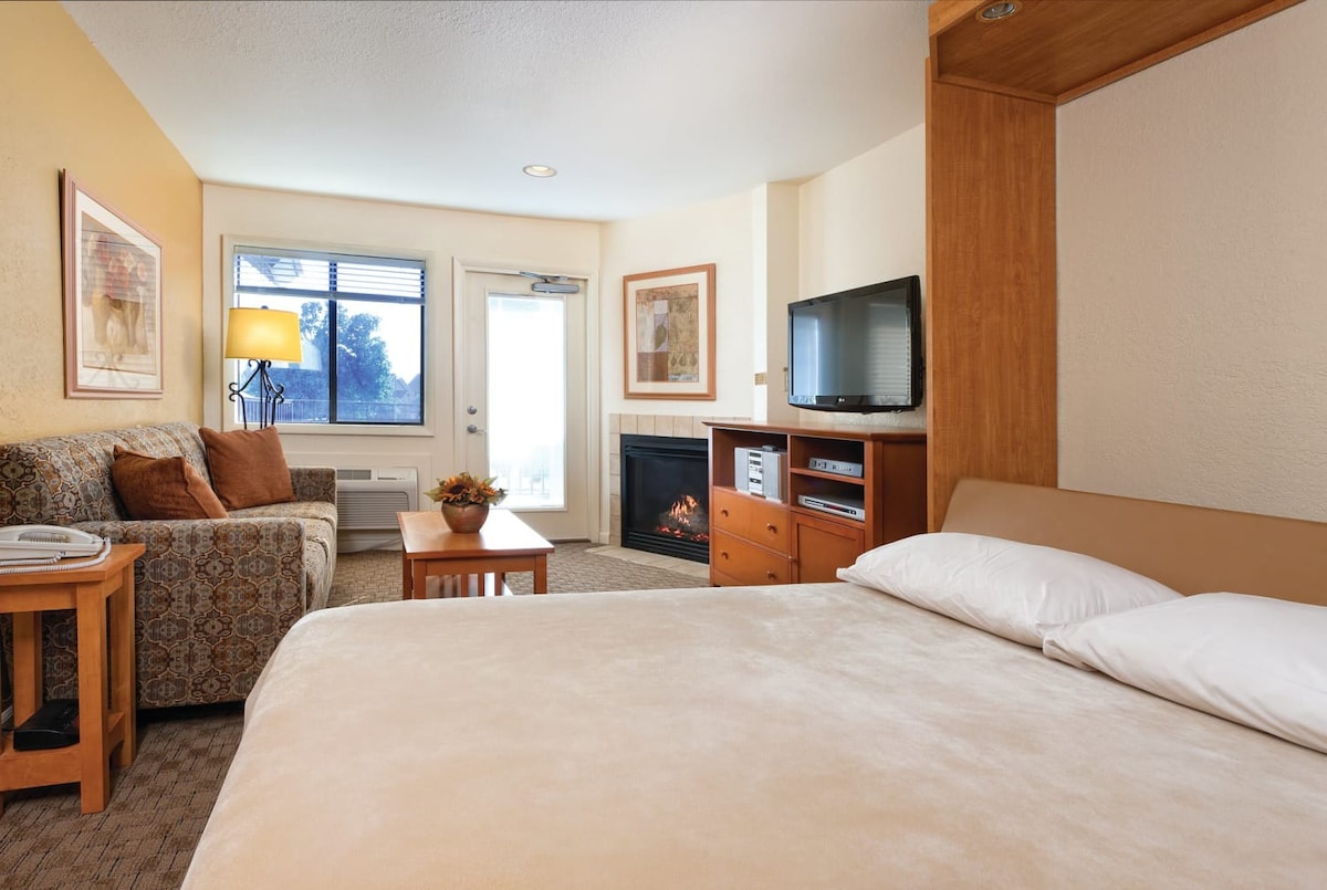 Scenic Lakeside Escape: 3BR at Wyndham Grand Lake