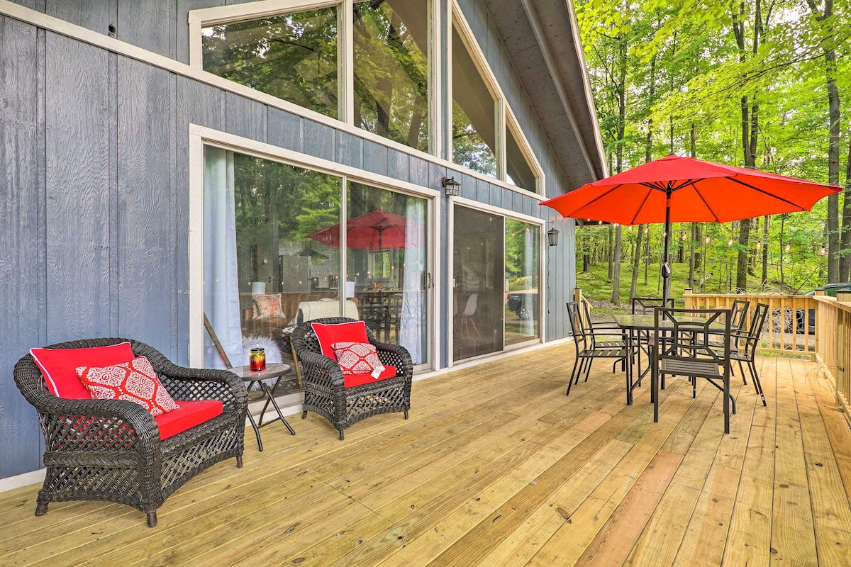 Pet-Friendly Stanwood Sanctuary w/ Fire Pit!