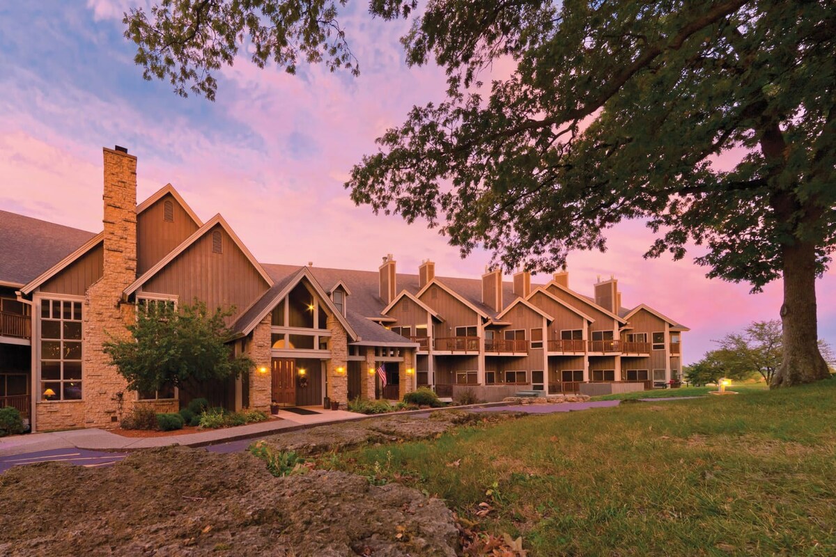 Tranquil Retreat: Cozy 1BR Suite @ Wyndham Galena