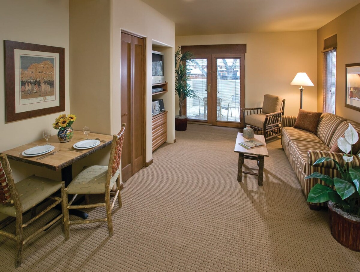 CW Taos Resort | 1BR/1BA King Balcony Suite