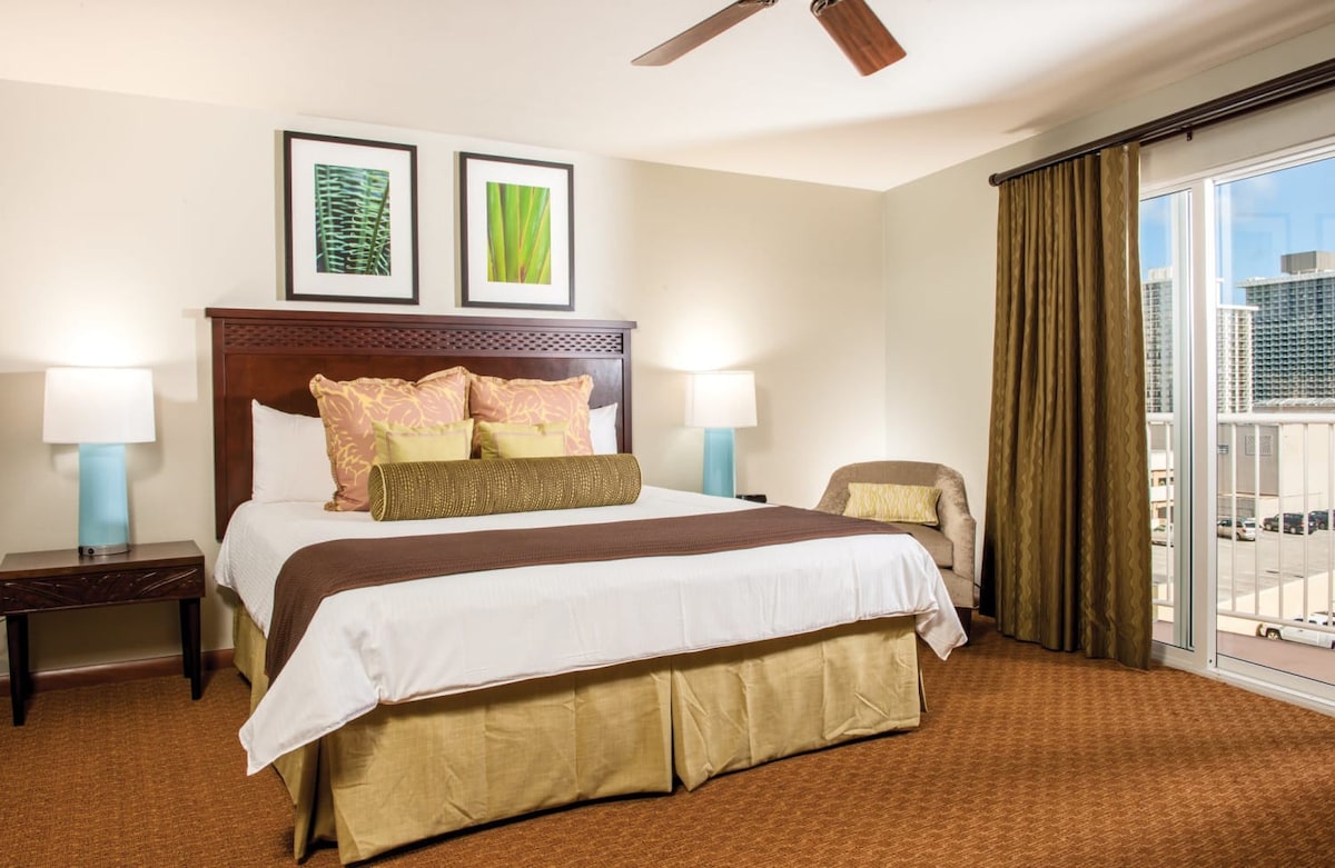 Wyndham Waikiki海滩步行| 2间卧室/2卫双人床巴尔克套房