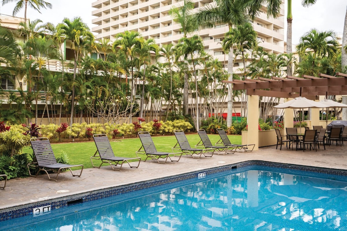 CW Royal Garden Waikiki | 1BR/1BA King Balcony Stu