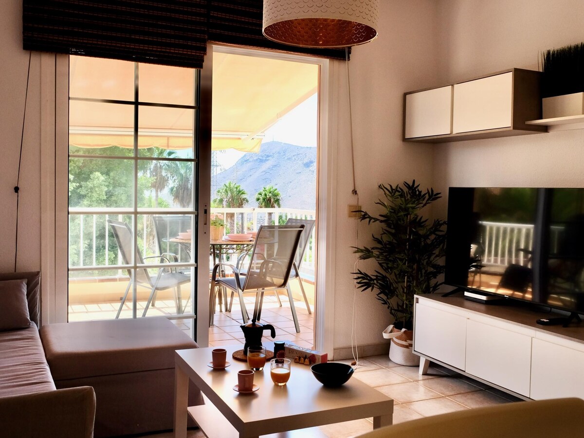 卡洛塔顶层公寓-现代、温馨和舒适！
