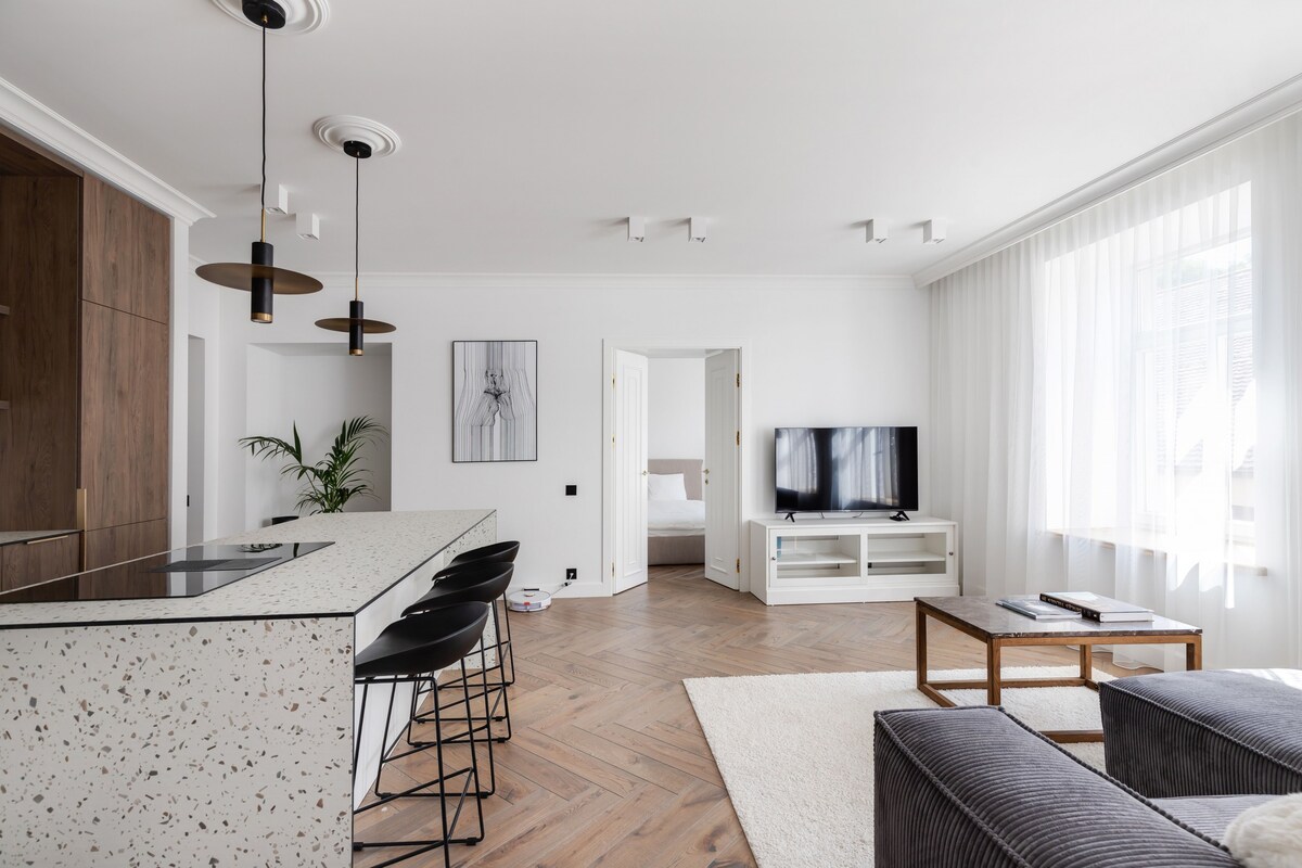 Marvelous Apartment in Vilnius Old Town by Reside