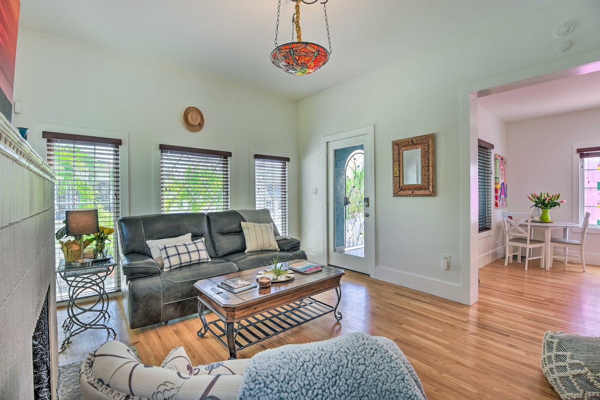 Sarasota Home in Historic District w/ Patio!