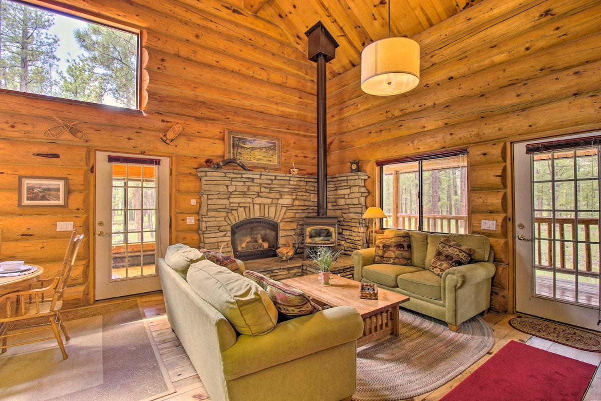 Tranquil Mountain Cabin w/ Game Room & Fireplace!