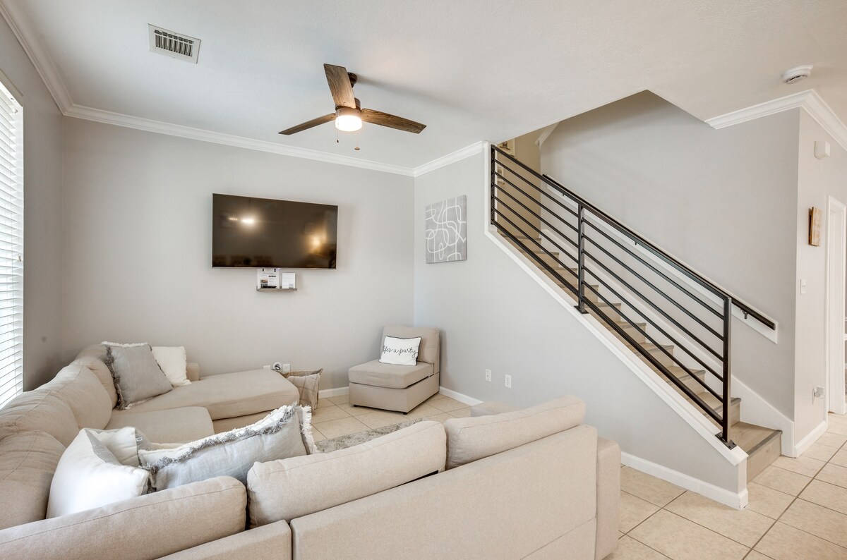 Modern College Station Home Near Texas A&M!