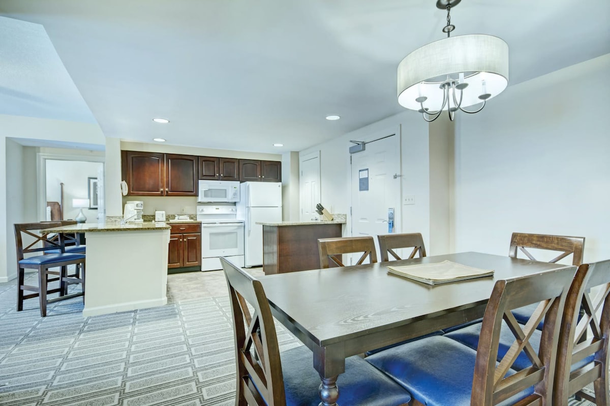 Old Town Alexandria | 1BR/1BA King Bed Suite