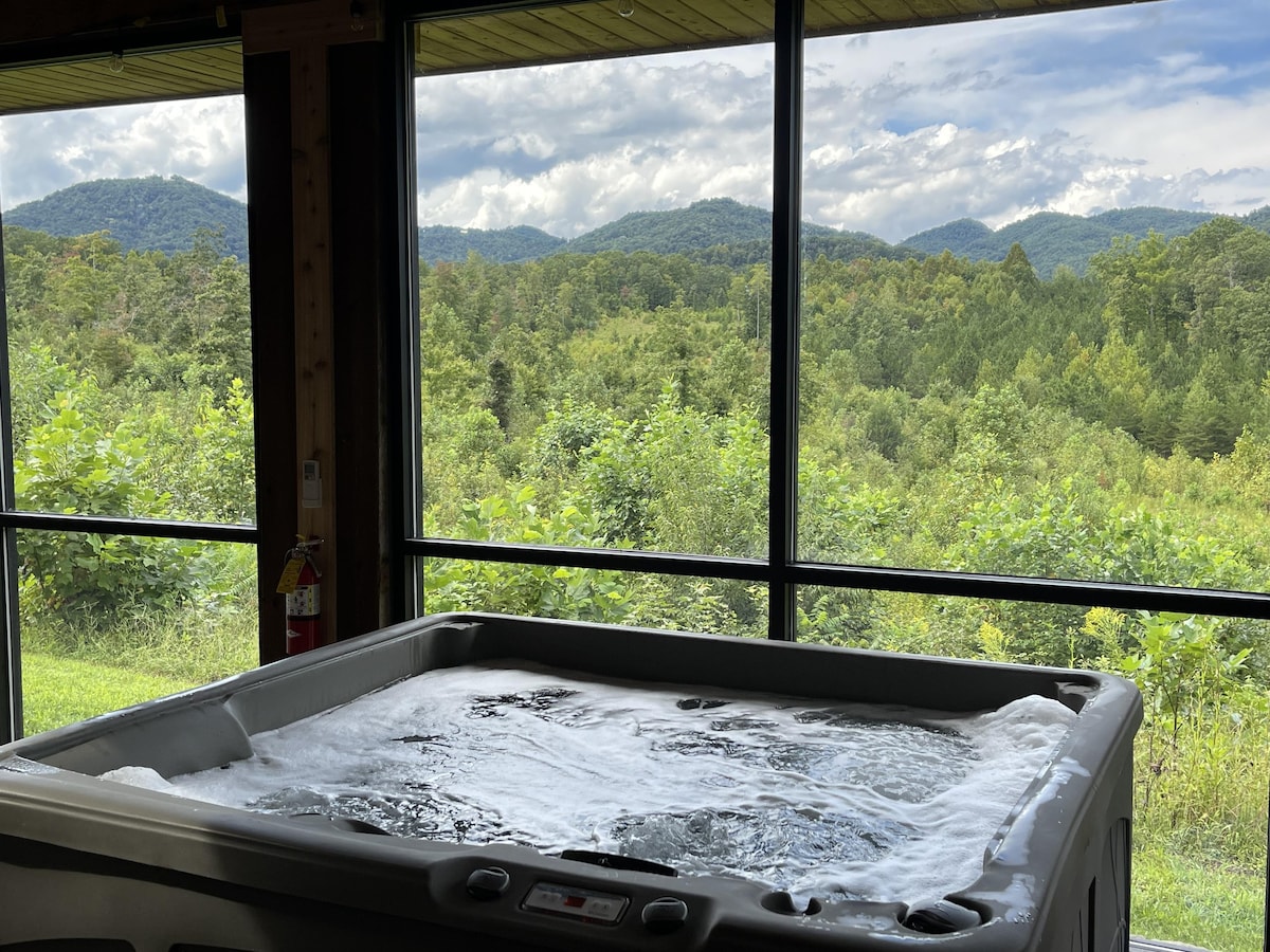 蓝岭山间小屋（ Blue Ridge Mountain Lodge ） -靠近阿什维尔（ Asheville ） ，热水浴缸