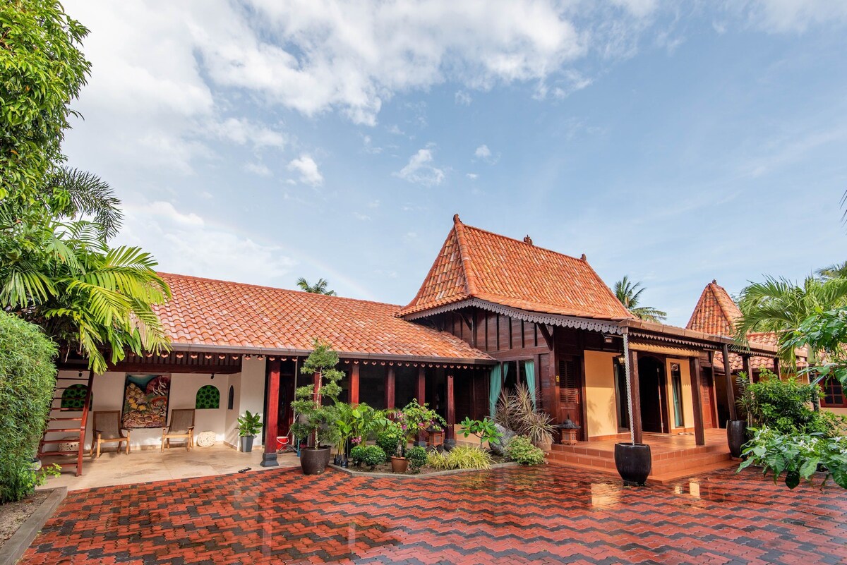 8 Guest Villa 3BR, Private Pool, Paddy Scenery