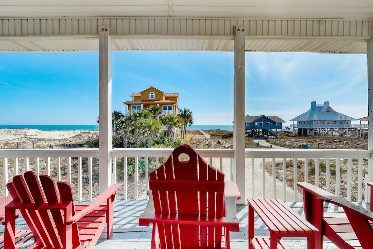 Beachside 4BR dog-friendly - amazing views & pool